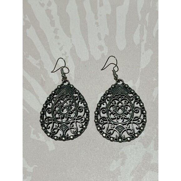 Pierced Earrings Silver Tone Filigree Mid Century Modernist Victorian Goth - Picture 5 of 9